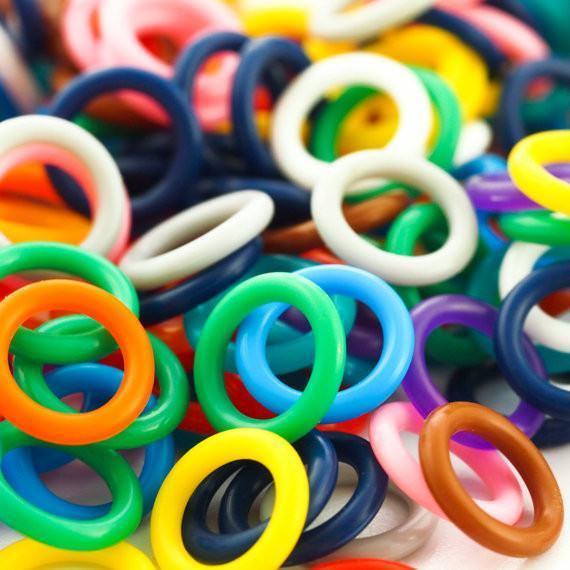 Método de fabricação de produtos de borracha colorida